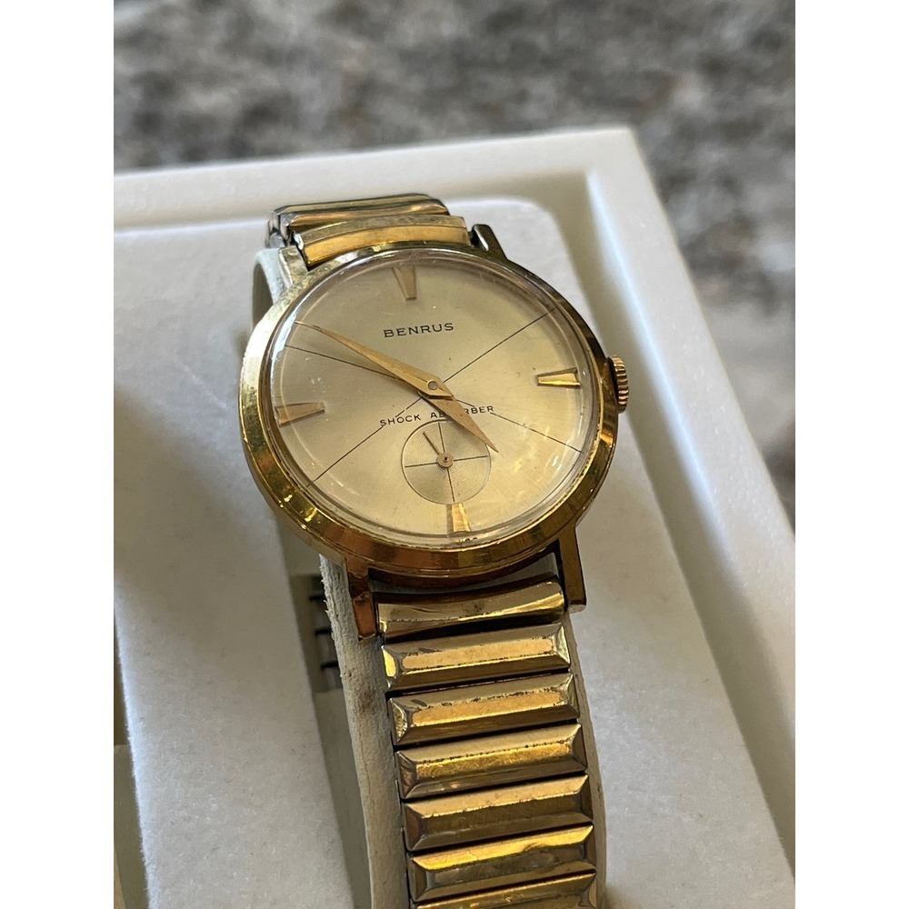 Vintage 1960s Benrus Mens Swiss Made 17Jwl Gold Watch (Stretch) Works
